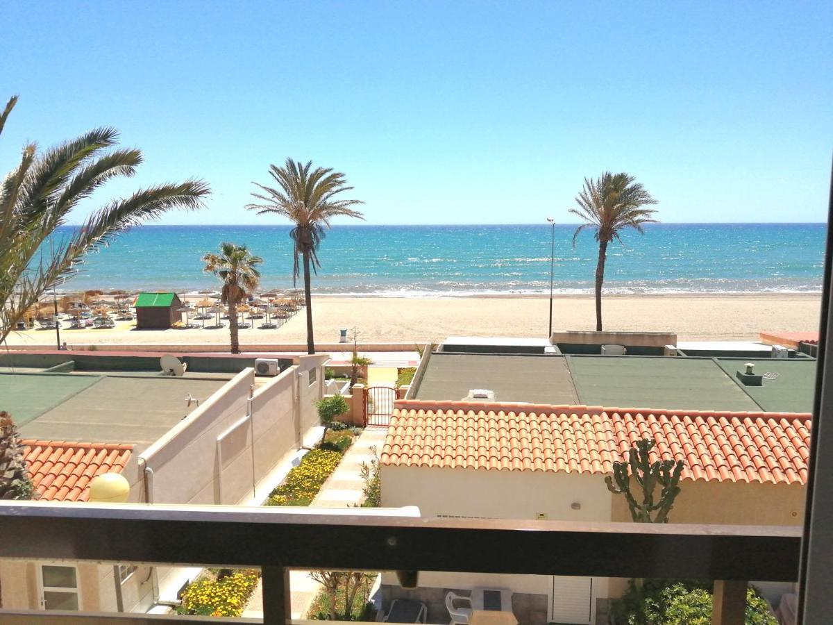 Estudio Frente Al Mar Roquetas de Mar Exterior foto