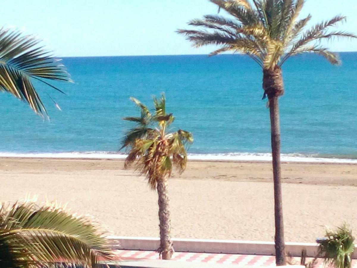 Estudio Frente Al Mar Roquetas de Mar Exterior foto
